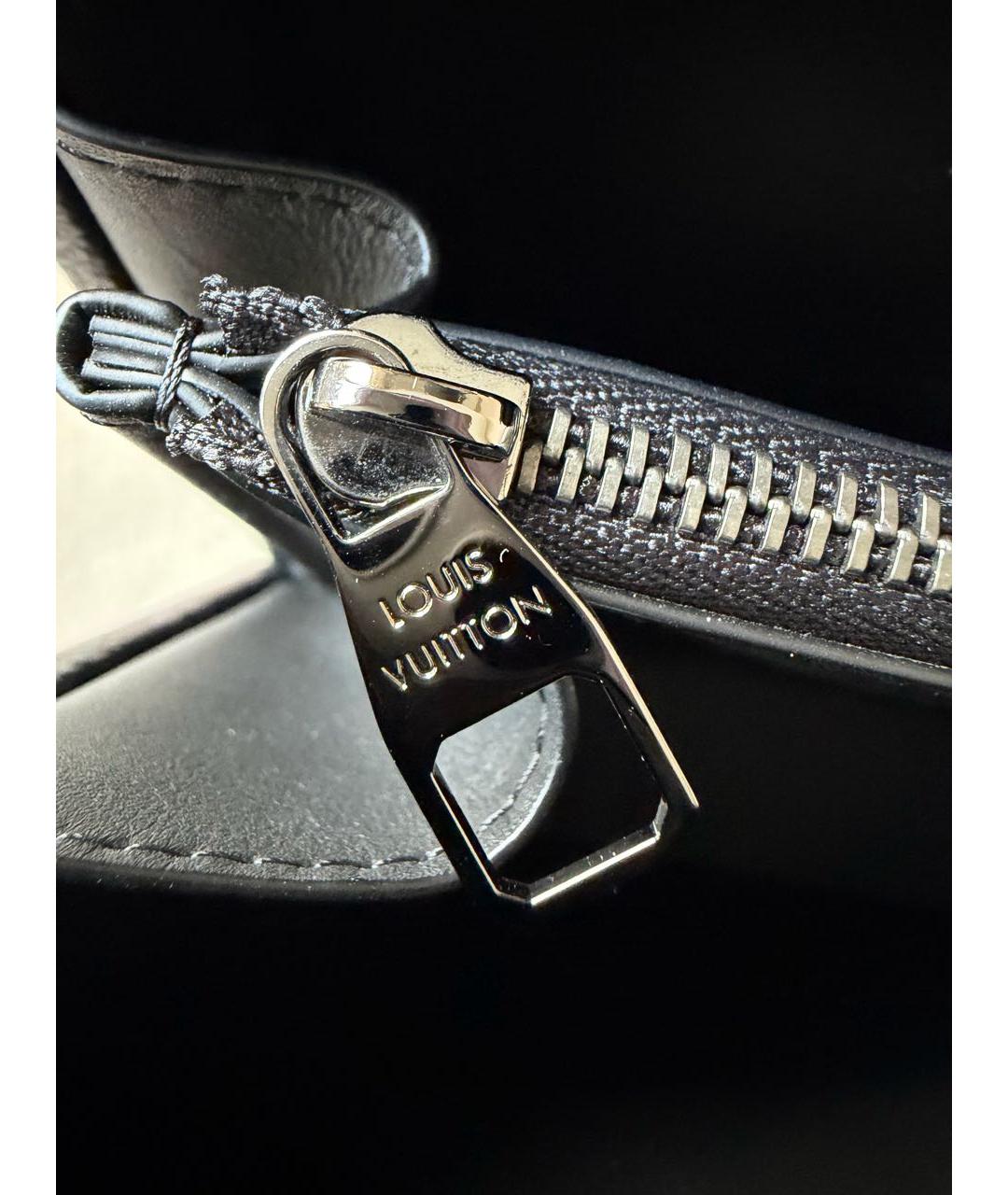 LOUIS VUITTON Черная сумка на плечо из канвы, фото 6