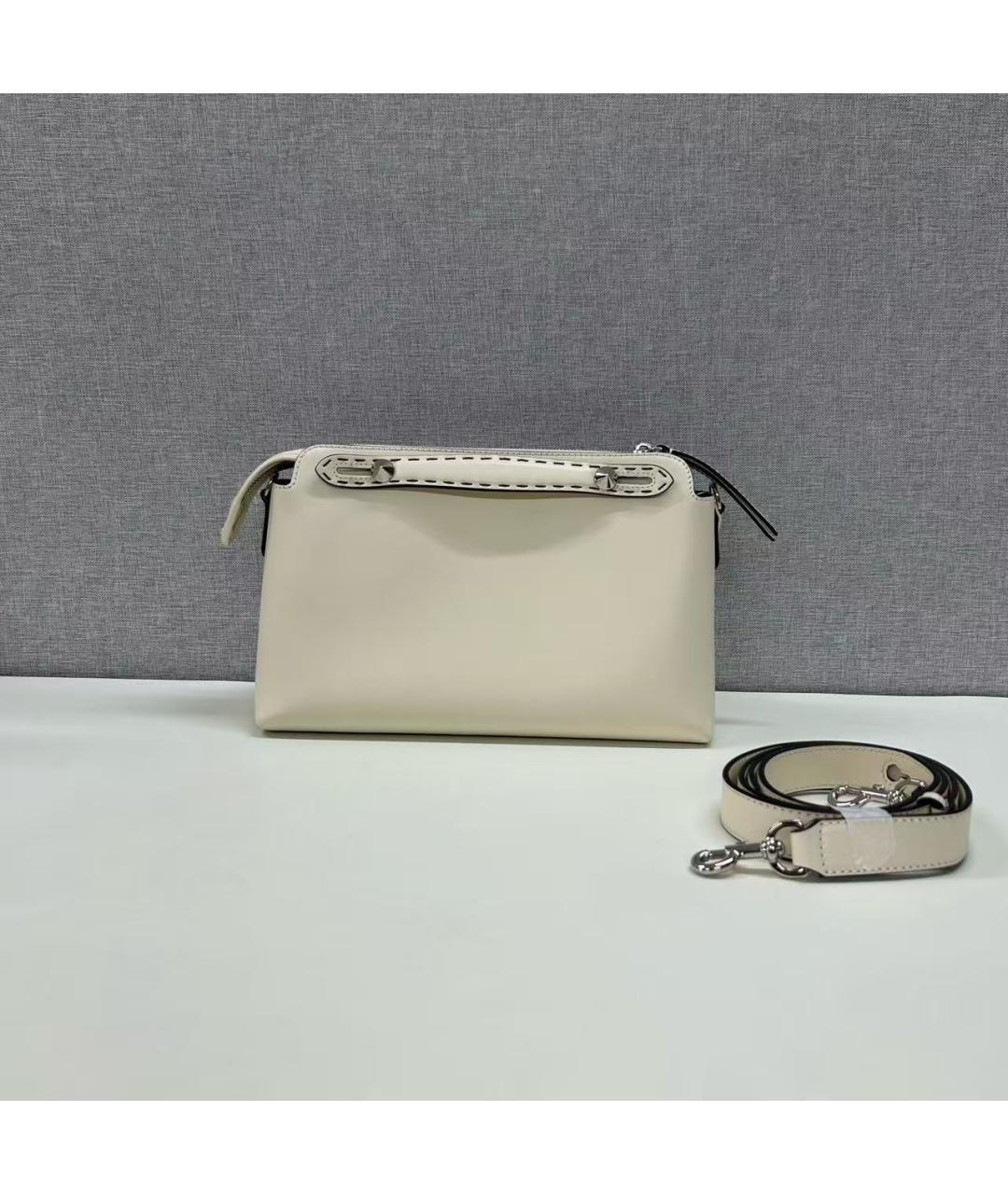 FENDI Белая сумка через плечо, фото 3