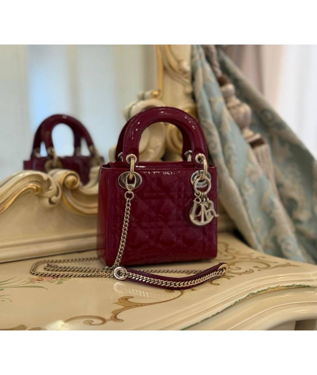 CHRISTIAN DIOR Бордовая сумка с короткими ручками из лакированной кожи, фото 3