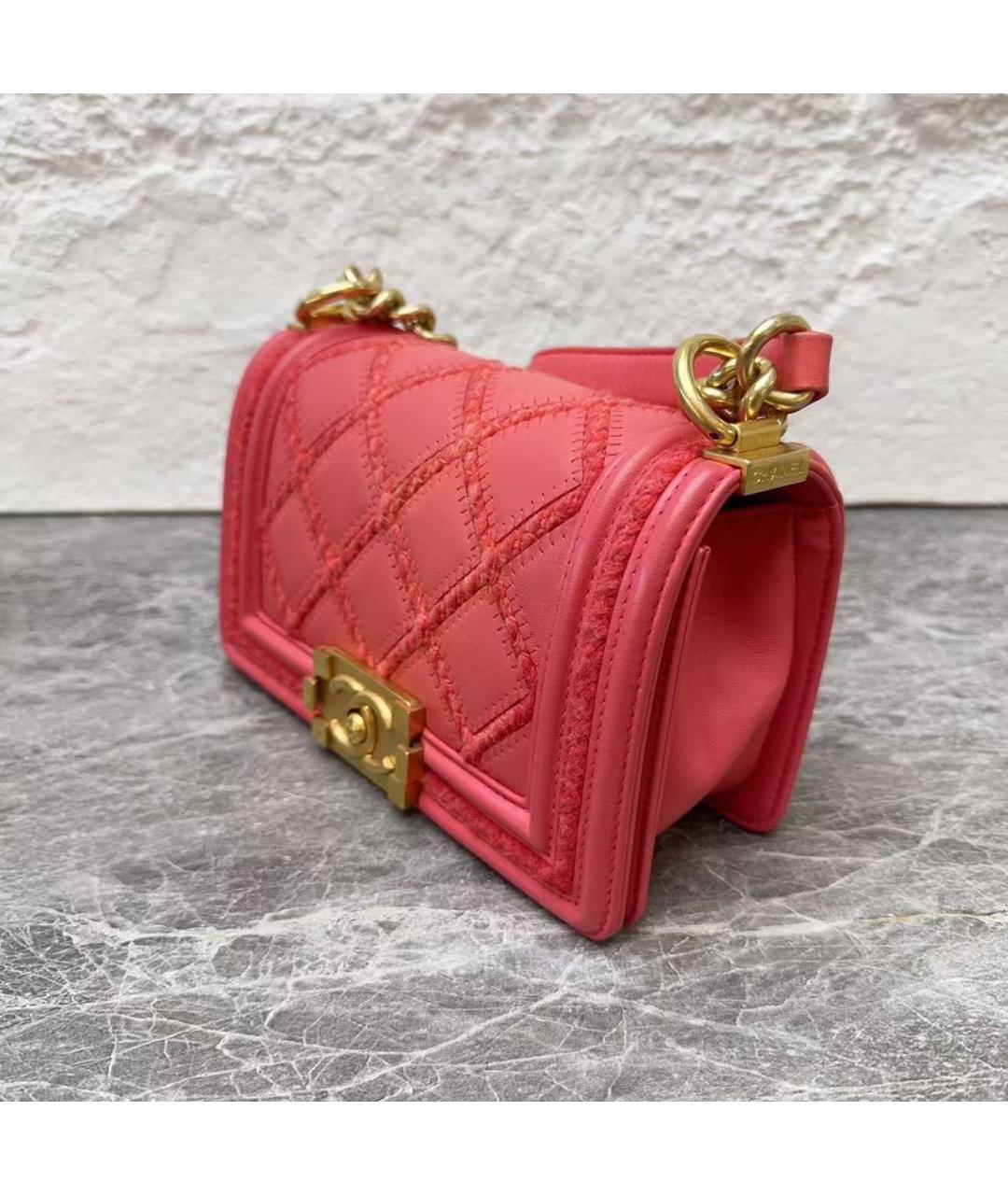 CHANEL Коралловая кожаная сумка через плечо, фото 3