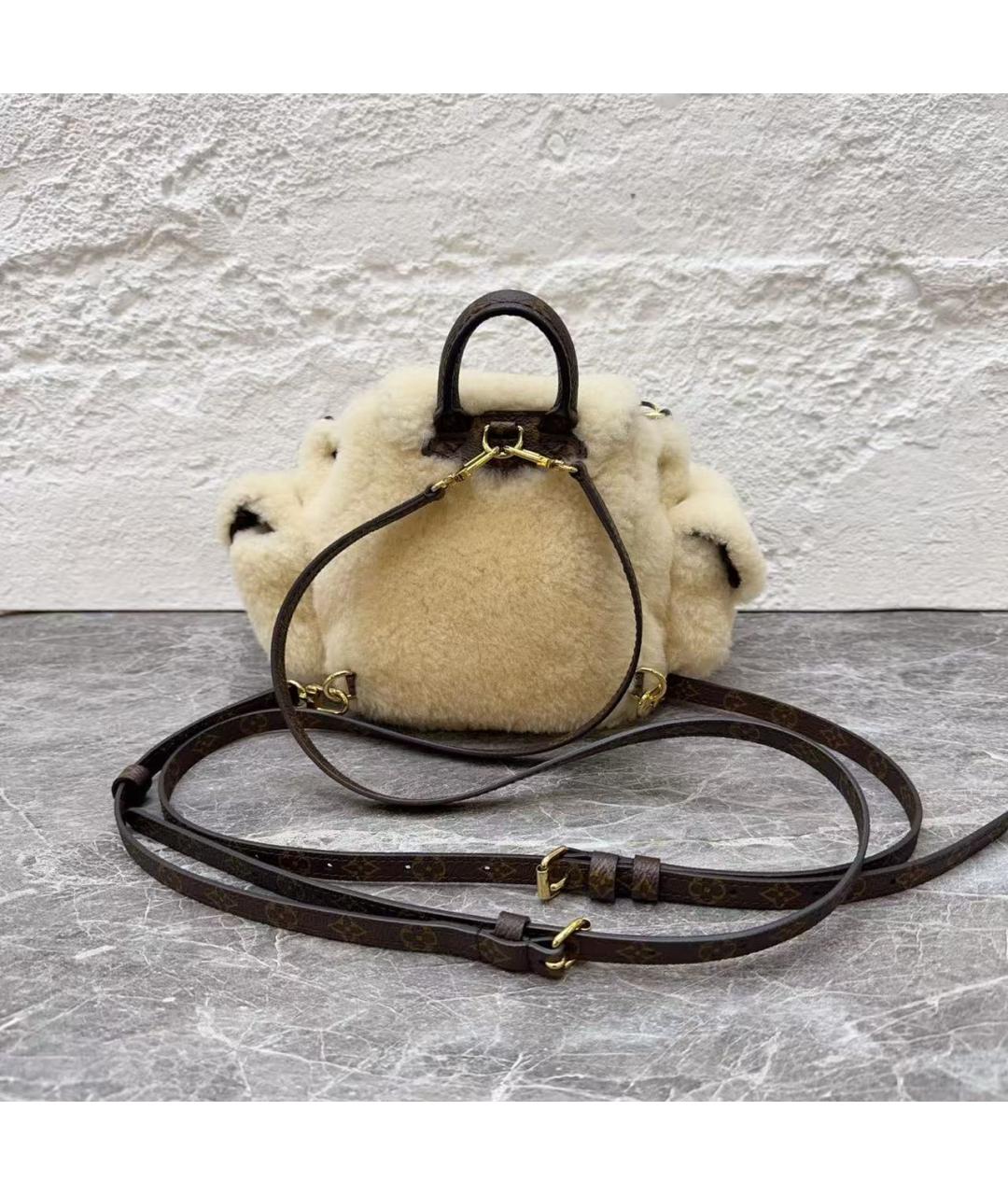 LOUIS VUITTON Рюкзак, фото 4