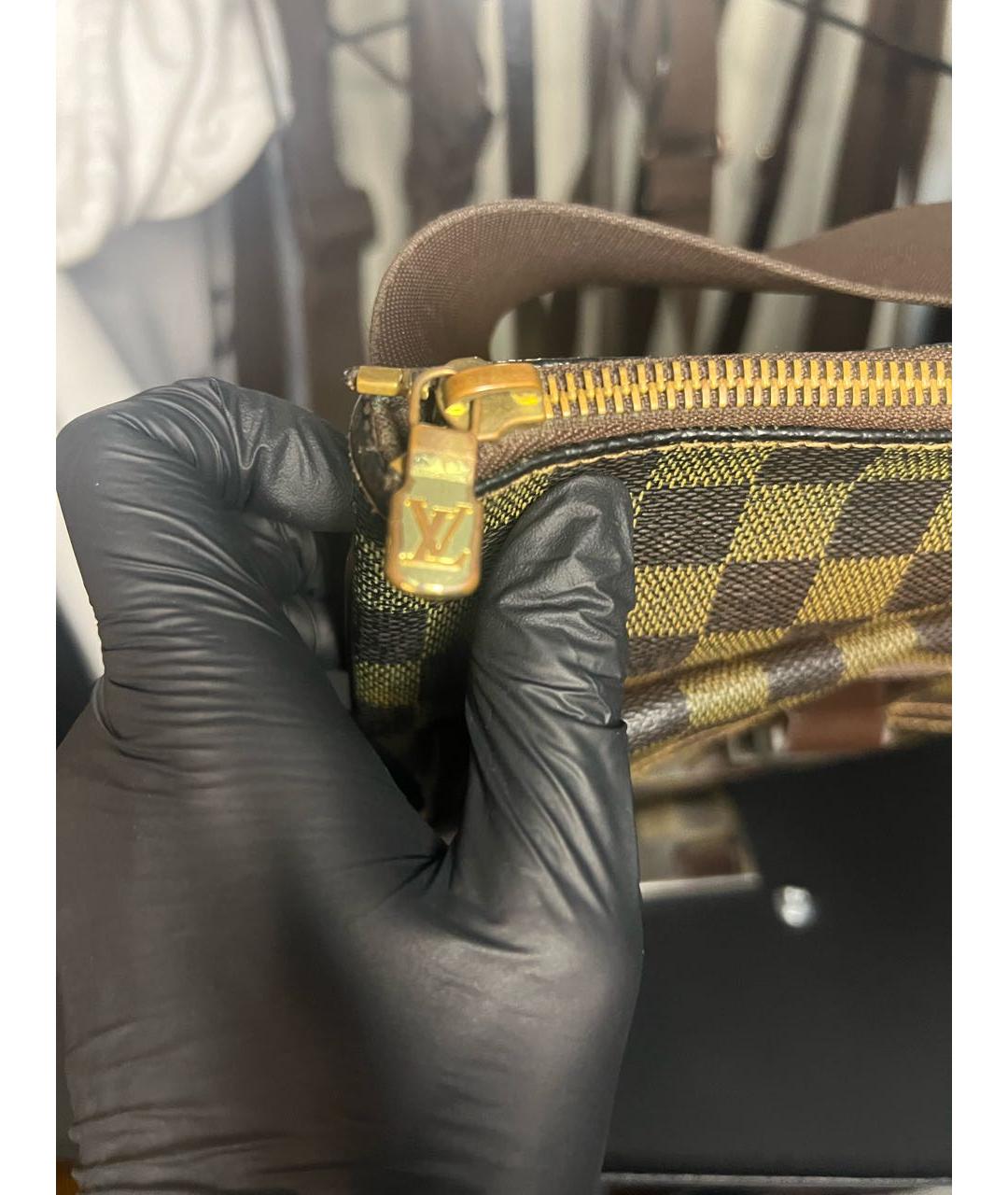 LOUIS VUITTON Коричневая барсетка, фото 3