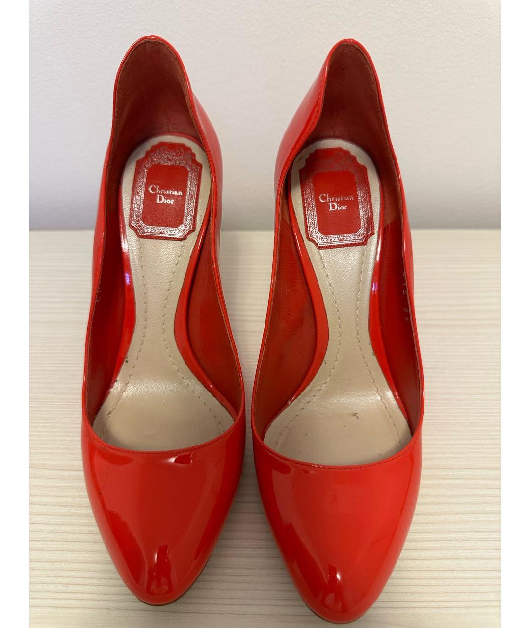 CHRISTIAN DIOR Красные туфли из лакированной кожи, фото 2