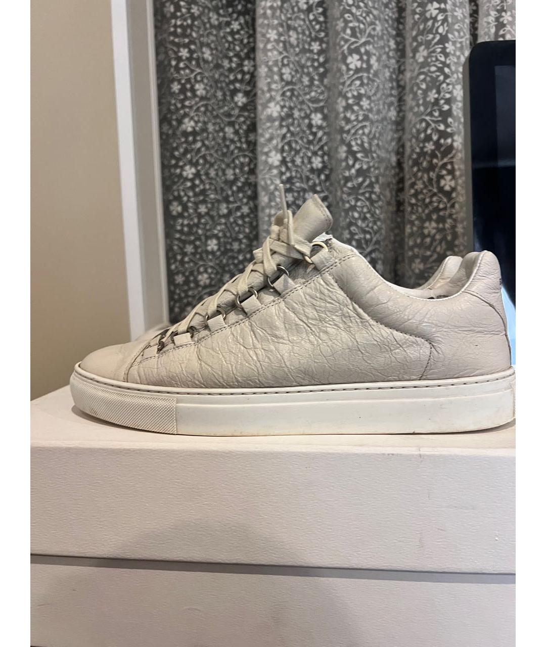 BALENCIAGA Бежевые кожаные низкие кроссовки / кеды, фото 7
