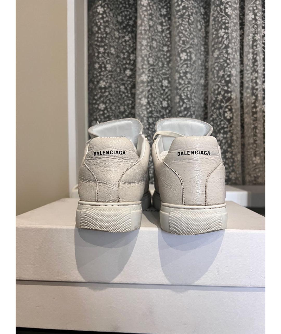 BALENCIAGA Бежевые кожаные низкие кроссовки / кеды, фото 4