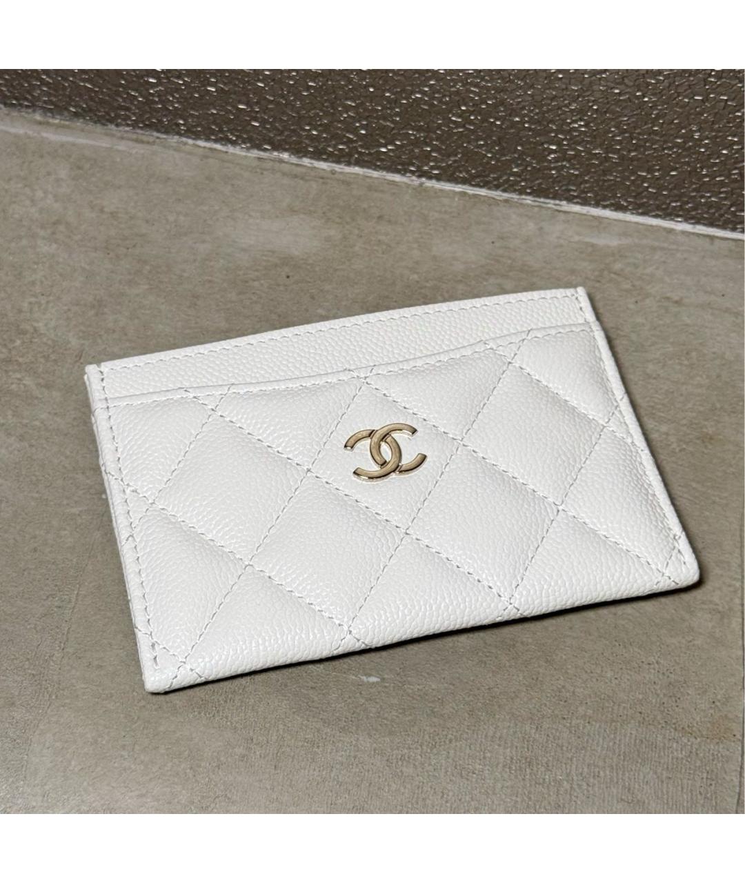 CHANEL Белый кожаный кардхолдер, фото 3