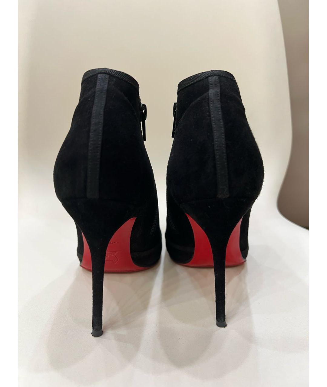 CHRISTIAN LOUBOUTIN Черные замшевые ботильоны, фото 4