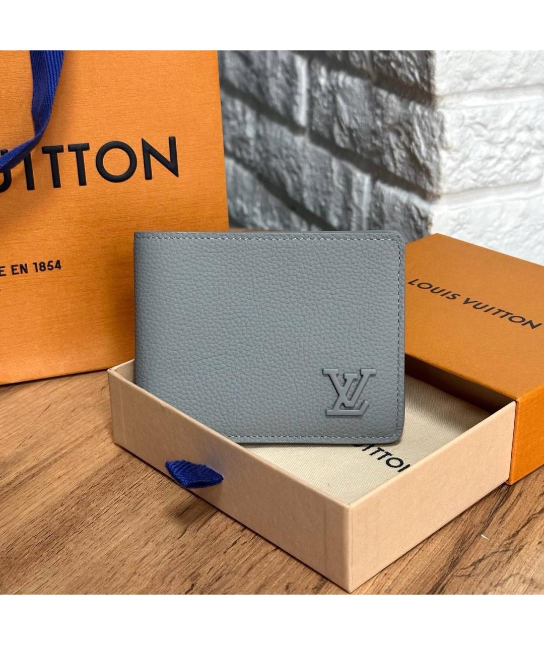 LOUIS VUITTON Серый кожаный кошелек, фото 4