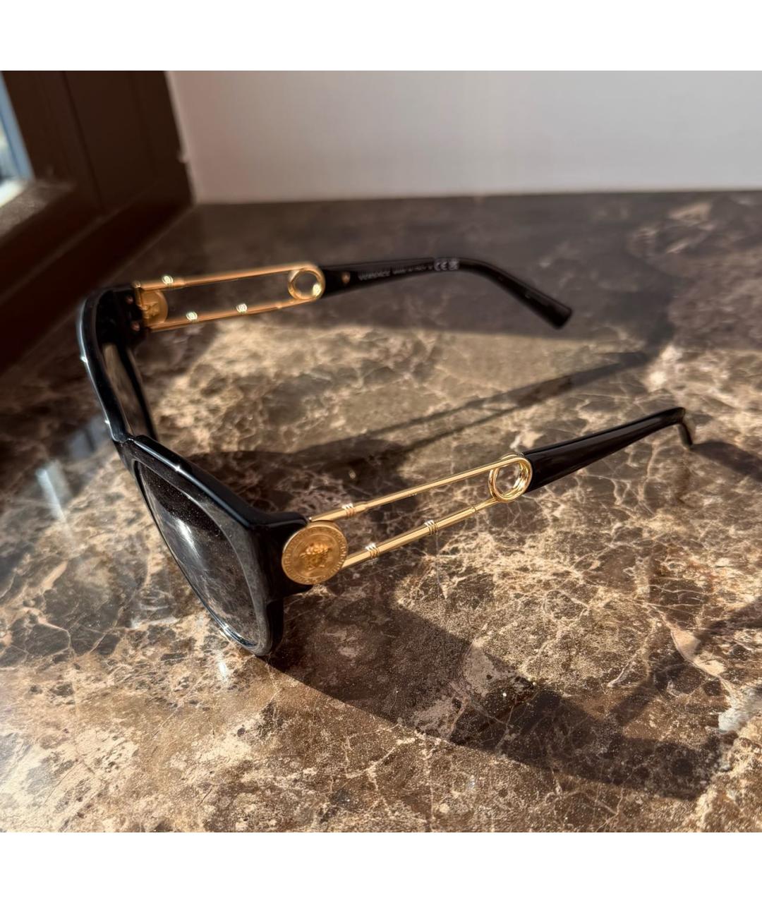 VERSACE Черные пластиковые солнцезащитные очки, фото 2