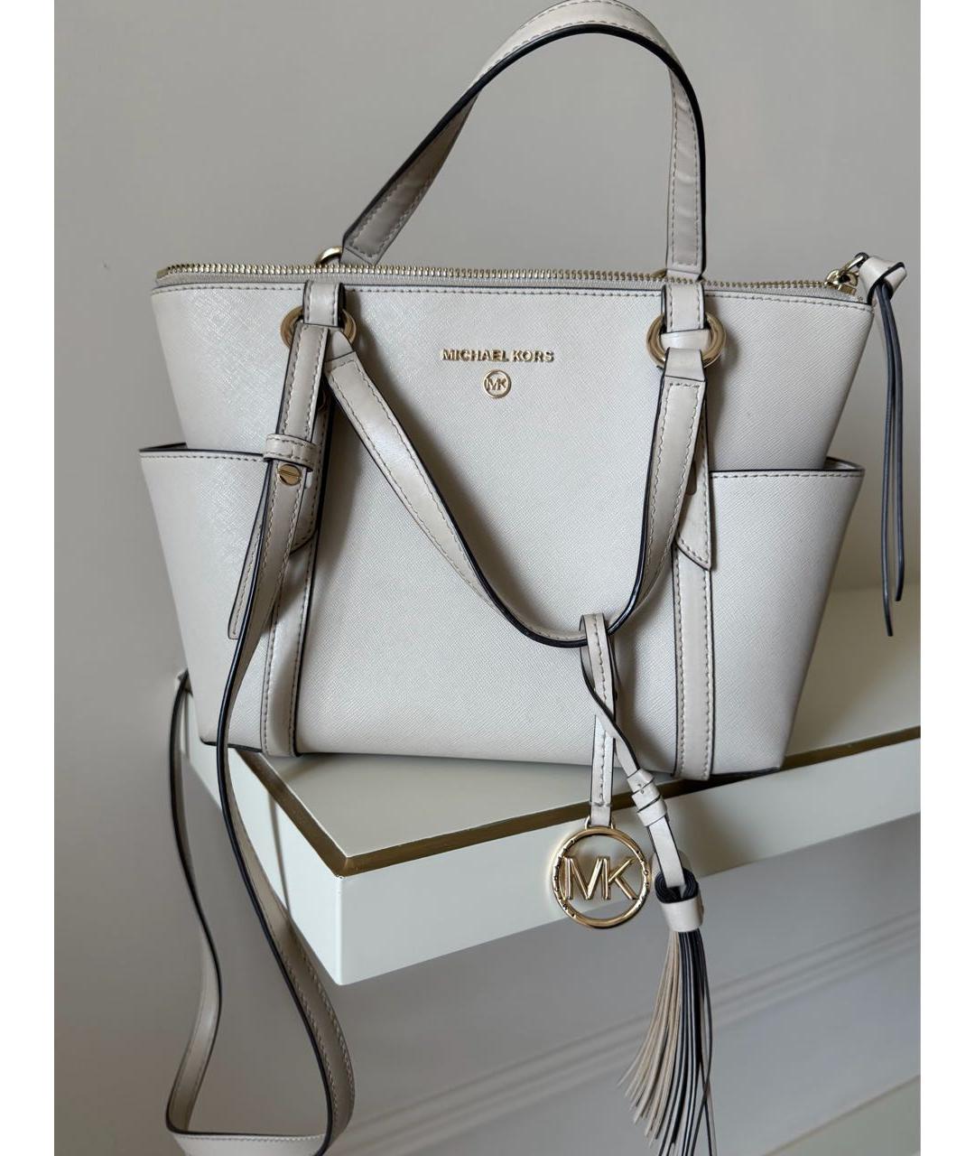 MICHAEL KORS Бежевая сумка тоут из канвы, фото 7