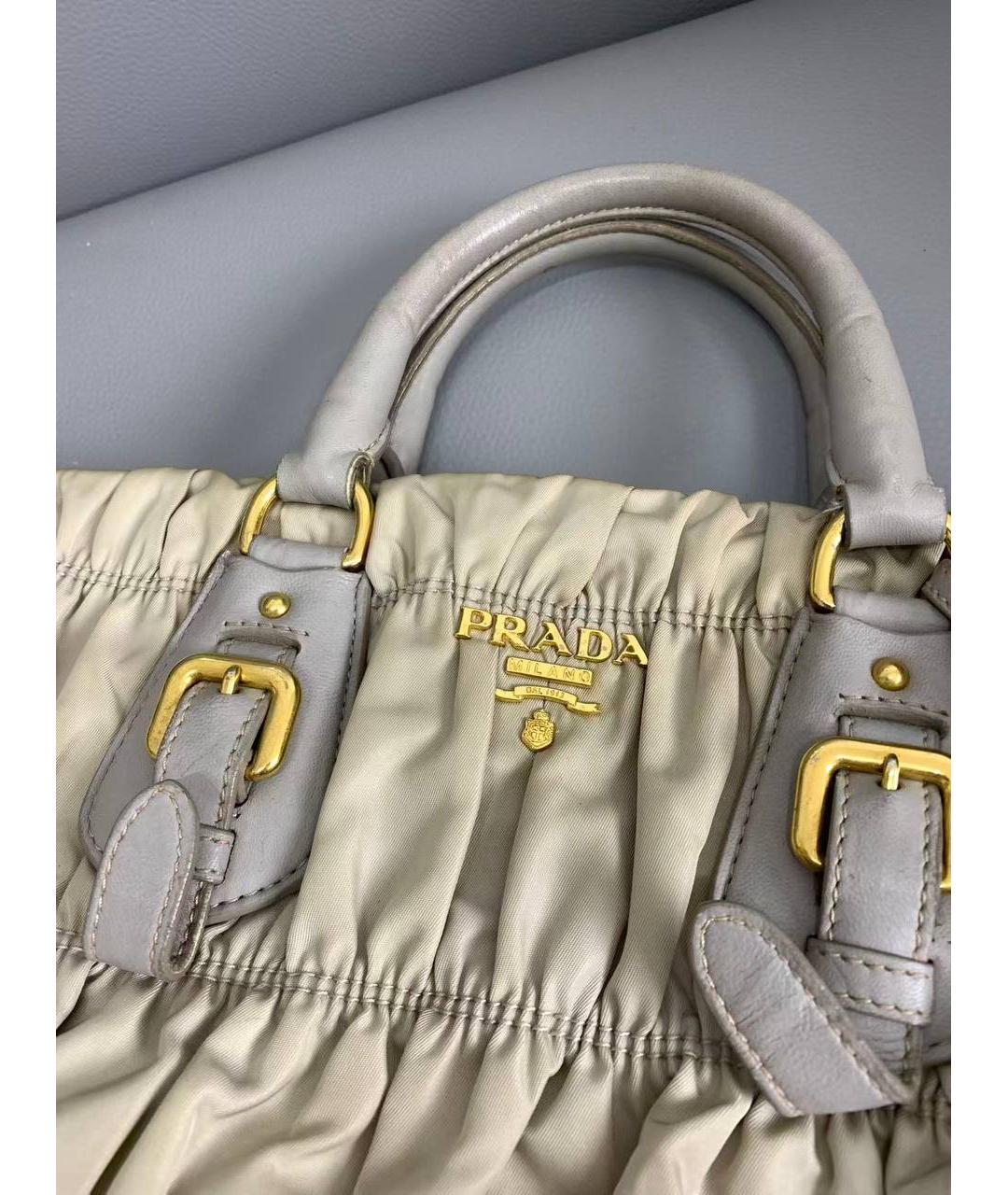 PRADA Бежевая нейлоновая сумка с короткими ручками, фото 5