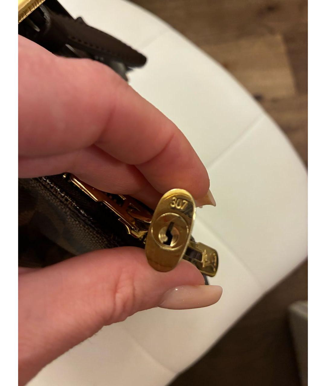 LOUIS VUITTON Коричневая сумка через плечо из канвы, фото 4