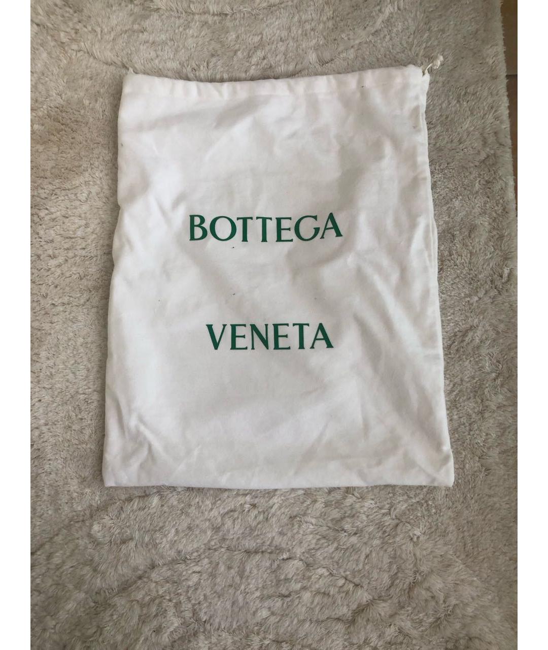 BOTTEGA VENETA Красная кожаная сумка с короткими ручками, фото 6