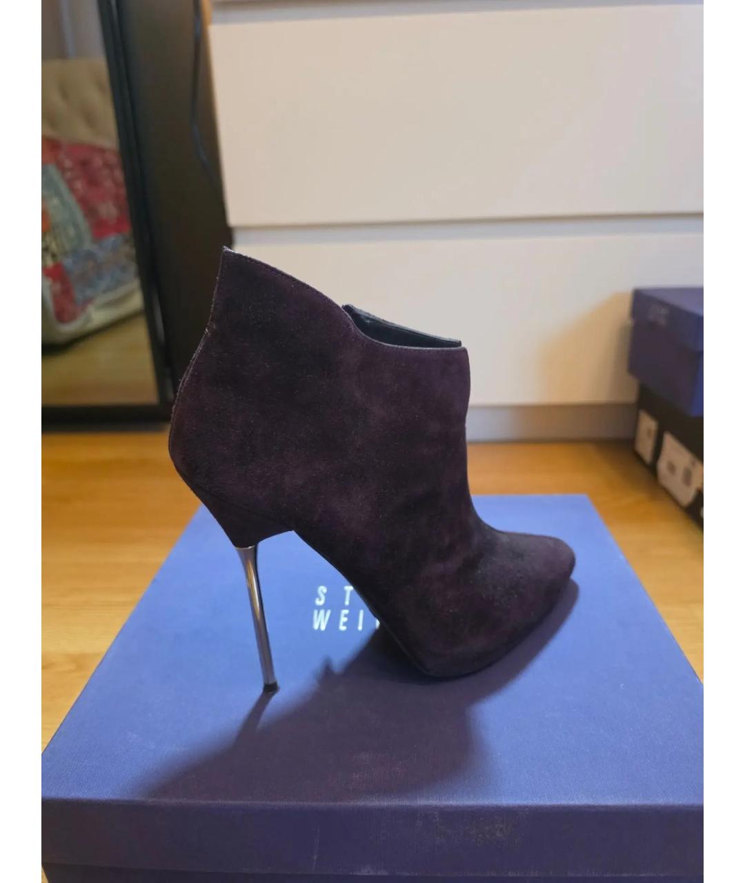STUART WEITZMAN Фиолетовые замшевые ботильоны, фото 6