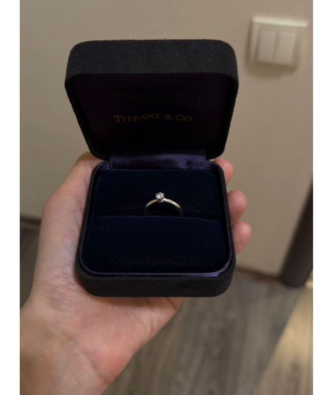 TIFFANY&CO Белое платиновое кольцо, фото 6