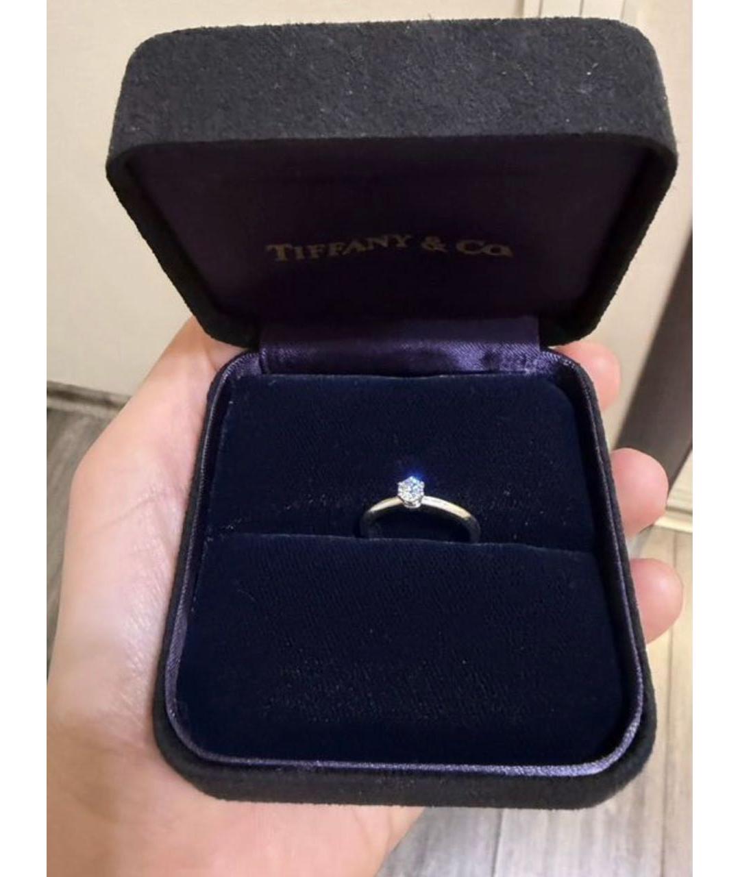 TIFFANY&CO Белое платиновое кольцо, фото 7