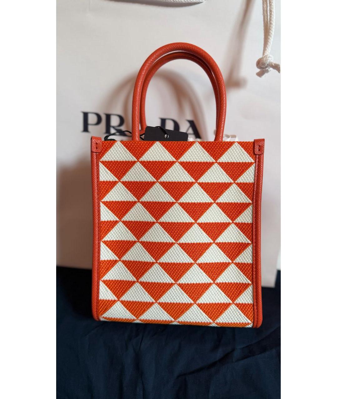 PRADA Оранжевая сумка с короткими ручками из канвы, фото 4