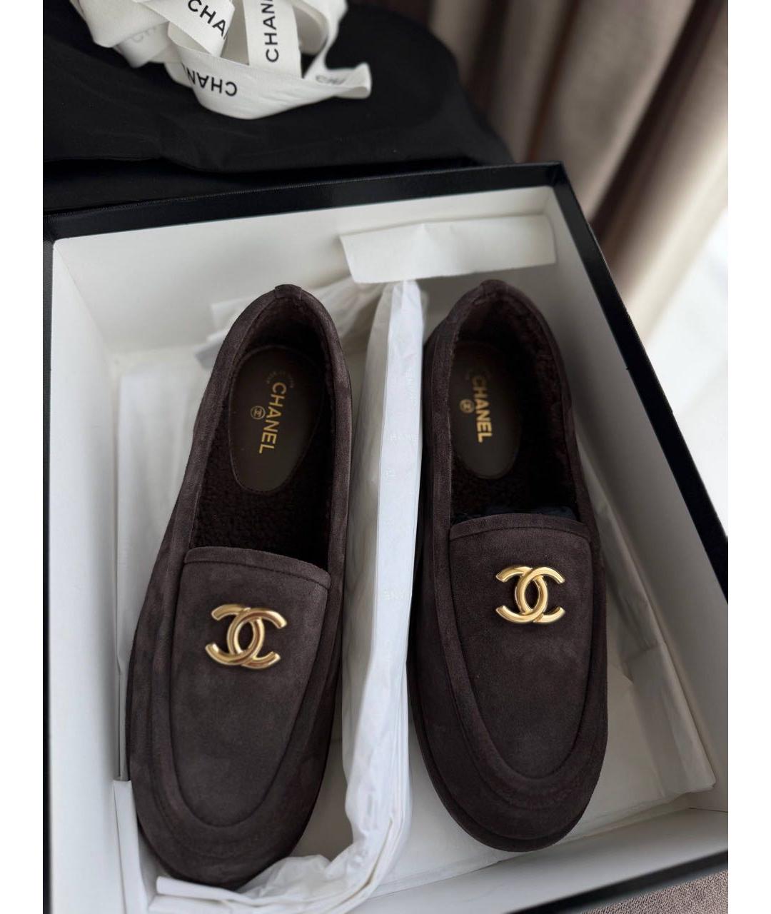 CHANEL Коричневые замшевые лоферы, фото 2