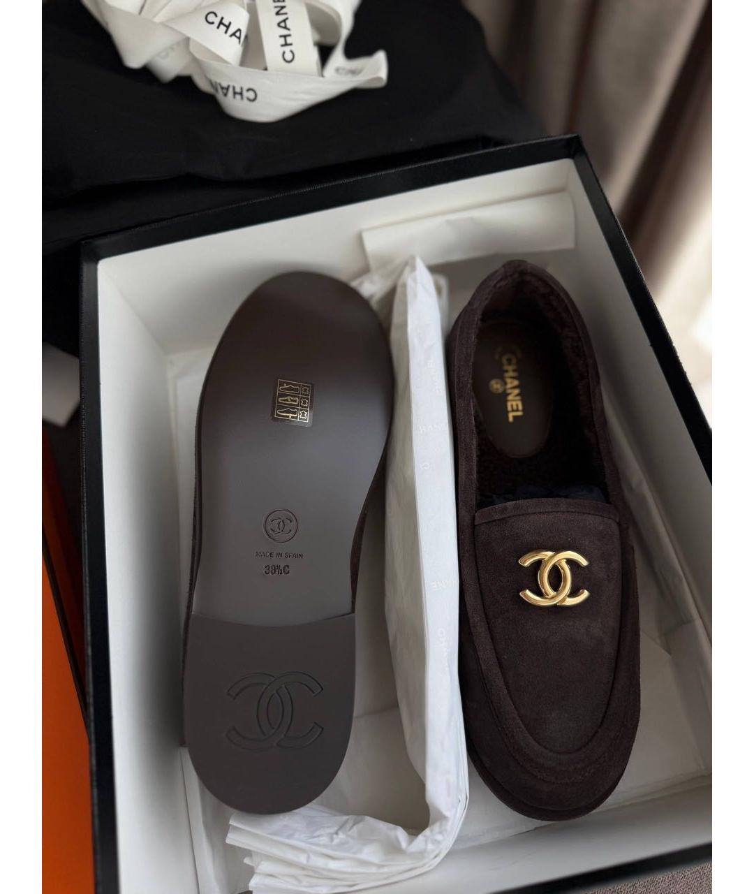 CHANEL Коричневые замшевые лоферы, фото 4