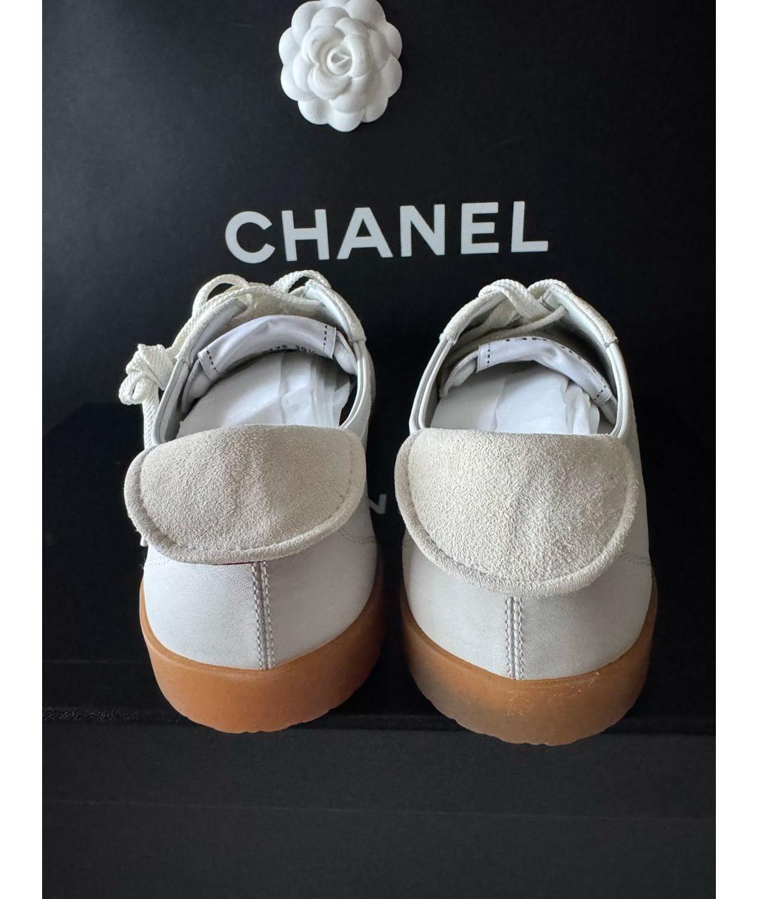 CHANEL Белые кожаные кеды, фото 4
