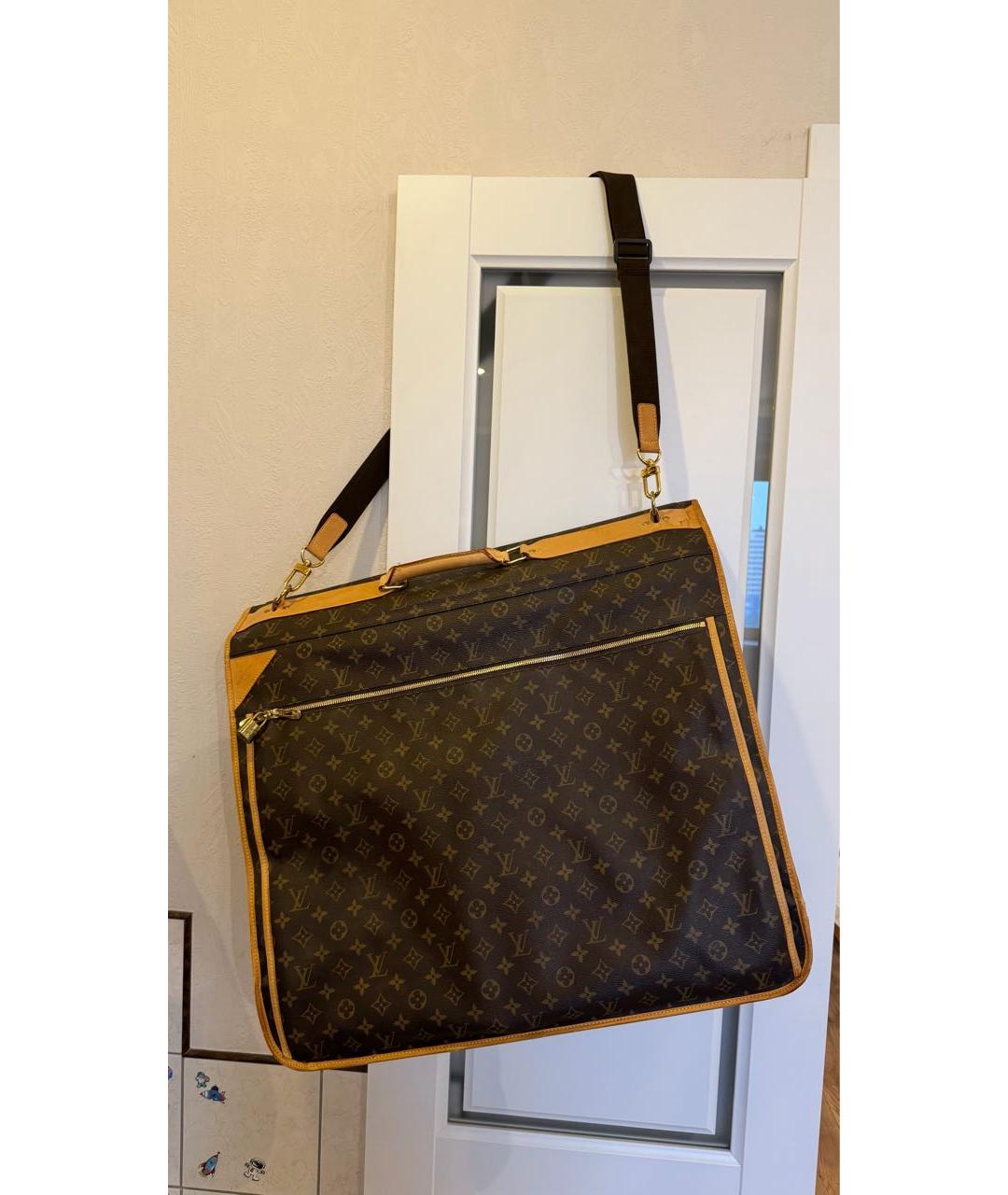 LOUIS VUITTON Коричневый чемодан из канвы, фото 8