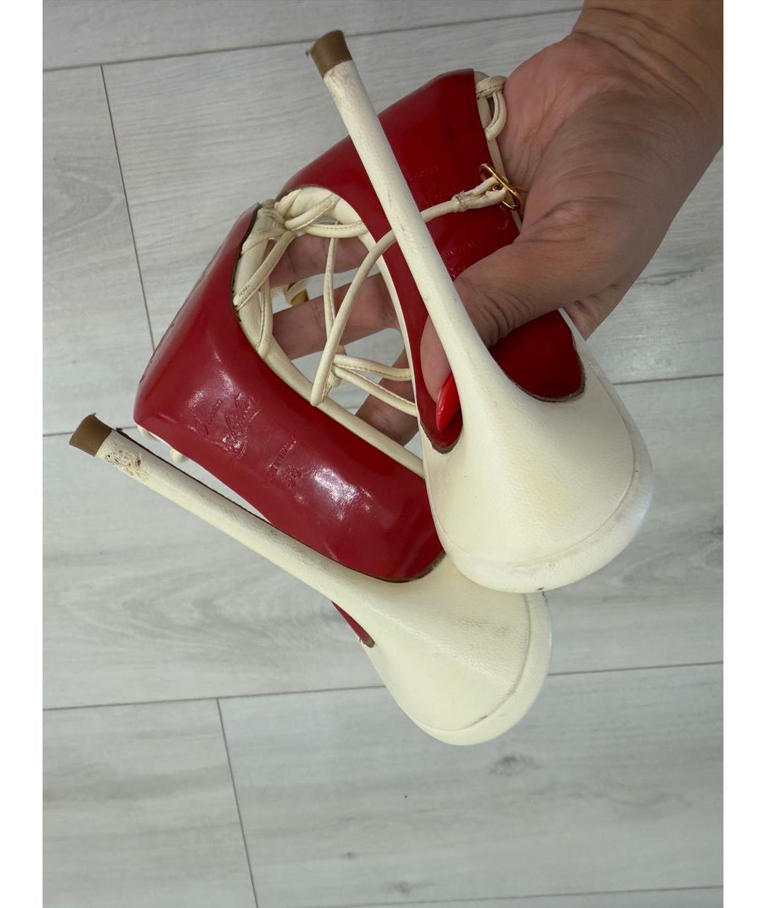 CHRISTIAN LOUBOUTIN Белые кожаные босоножки, фото 5