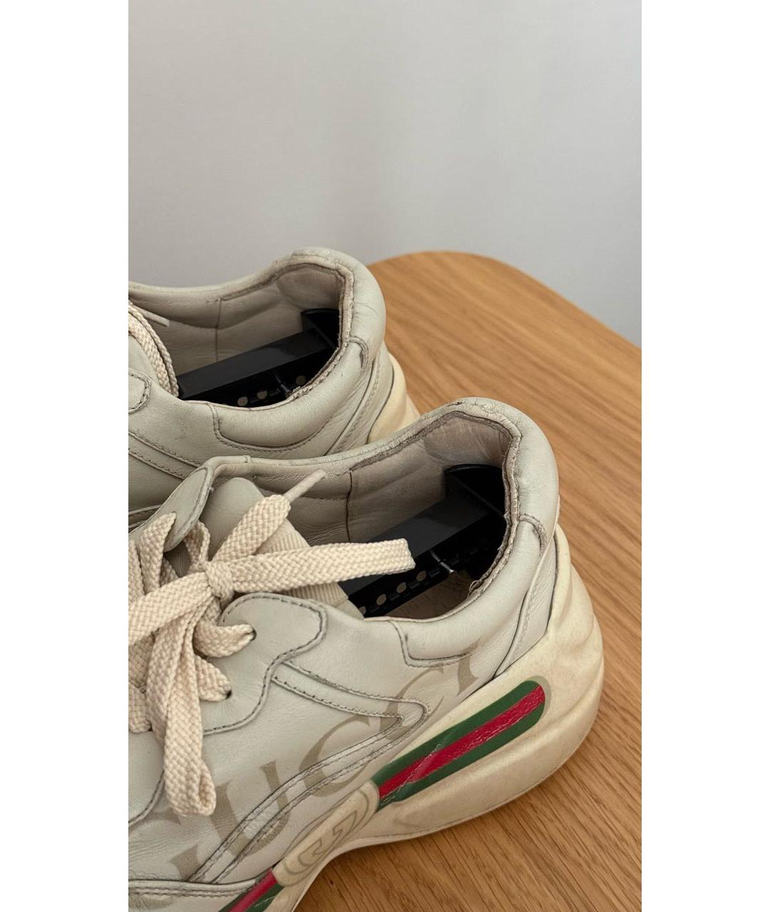 GUCCI Бежевые кожаные низкие кроссовки / кеды, фото 3
