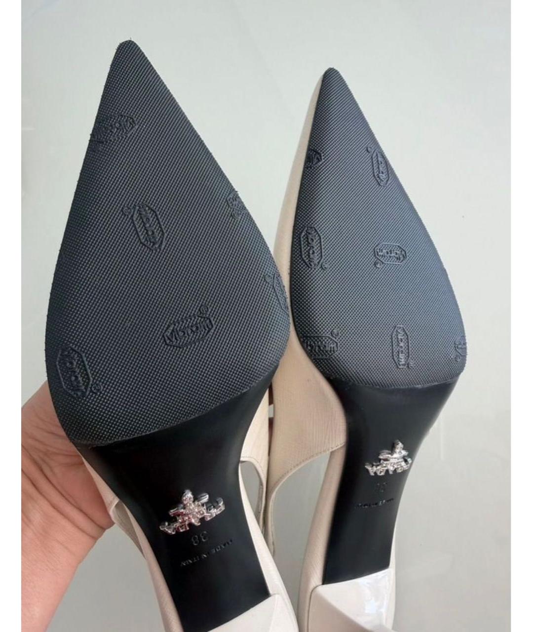 PRADA Бежевые кожаные босоножки, фото 7