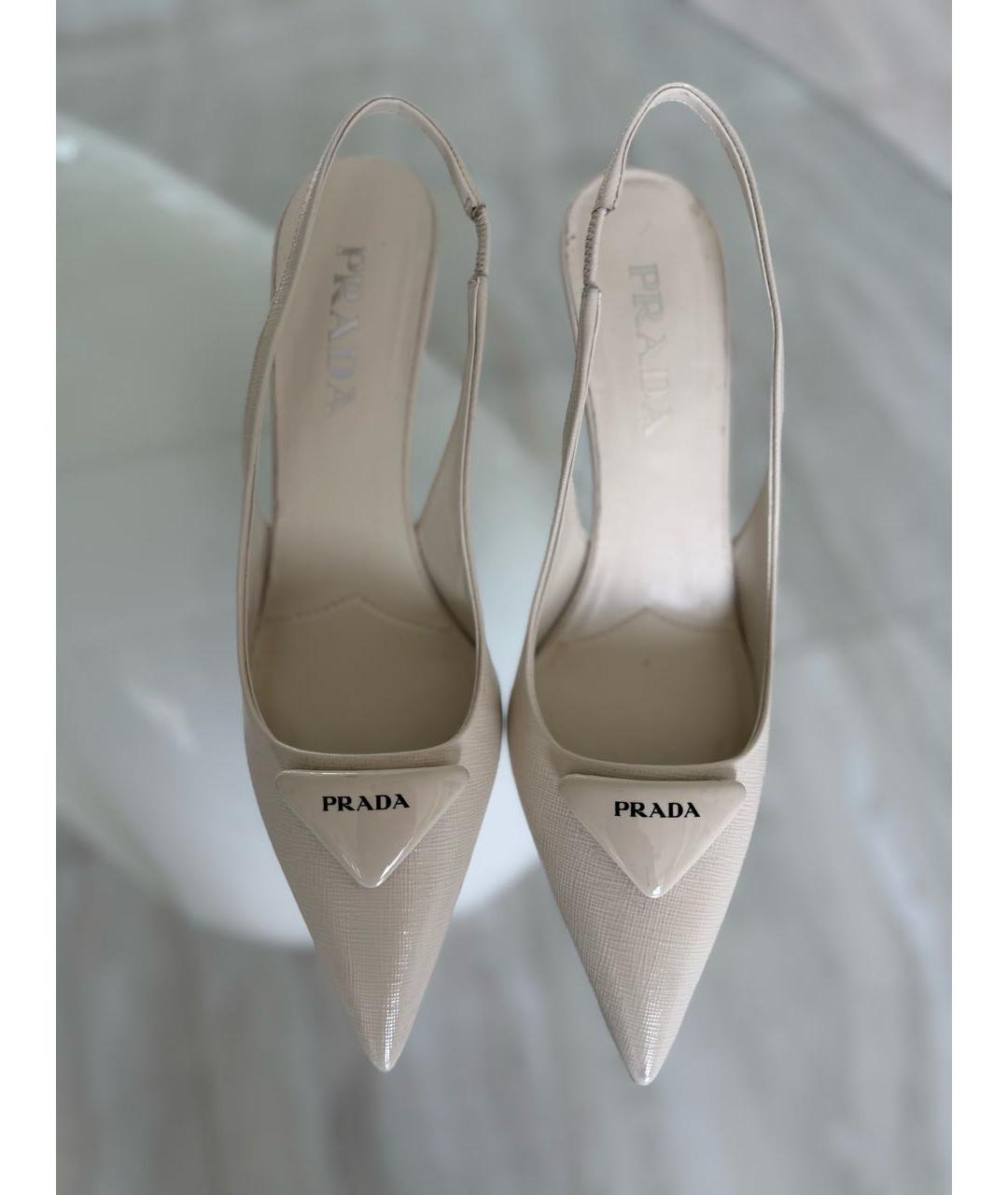 PRADA Бежевые кожаные босоножки, фото 2