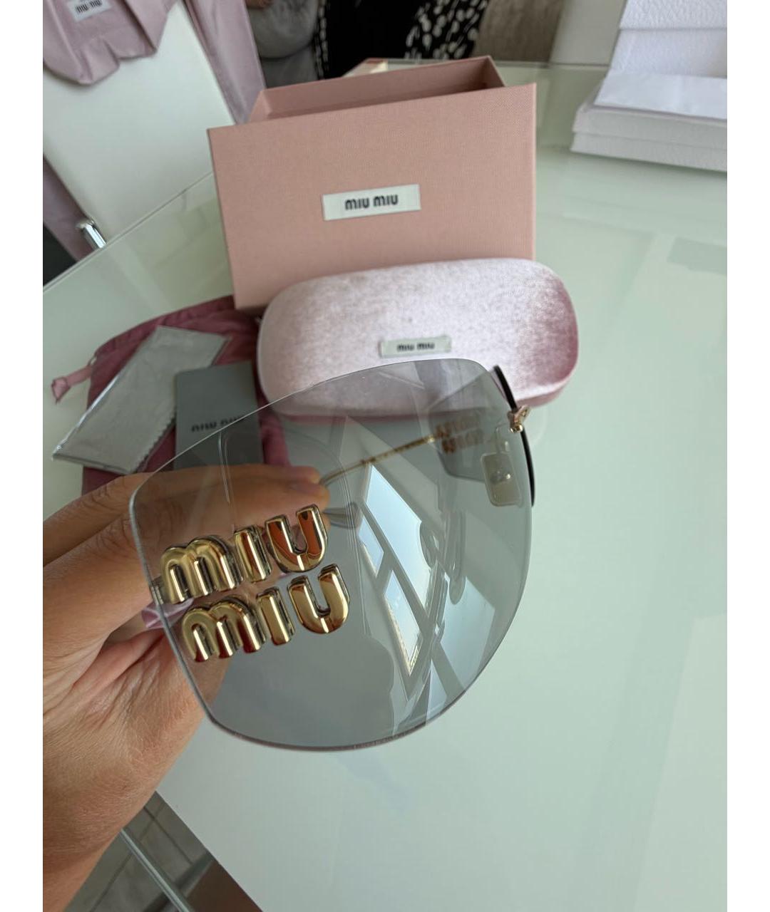 MIU MIU Серые солнцезащитные очки, фото 3
