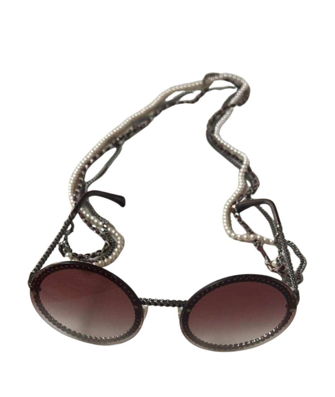 CHANEL Серебряные пластиковые солнцезащитные очки, фото 1