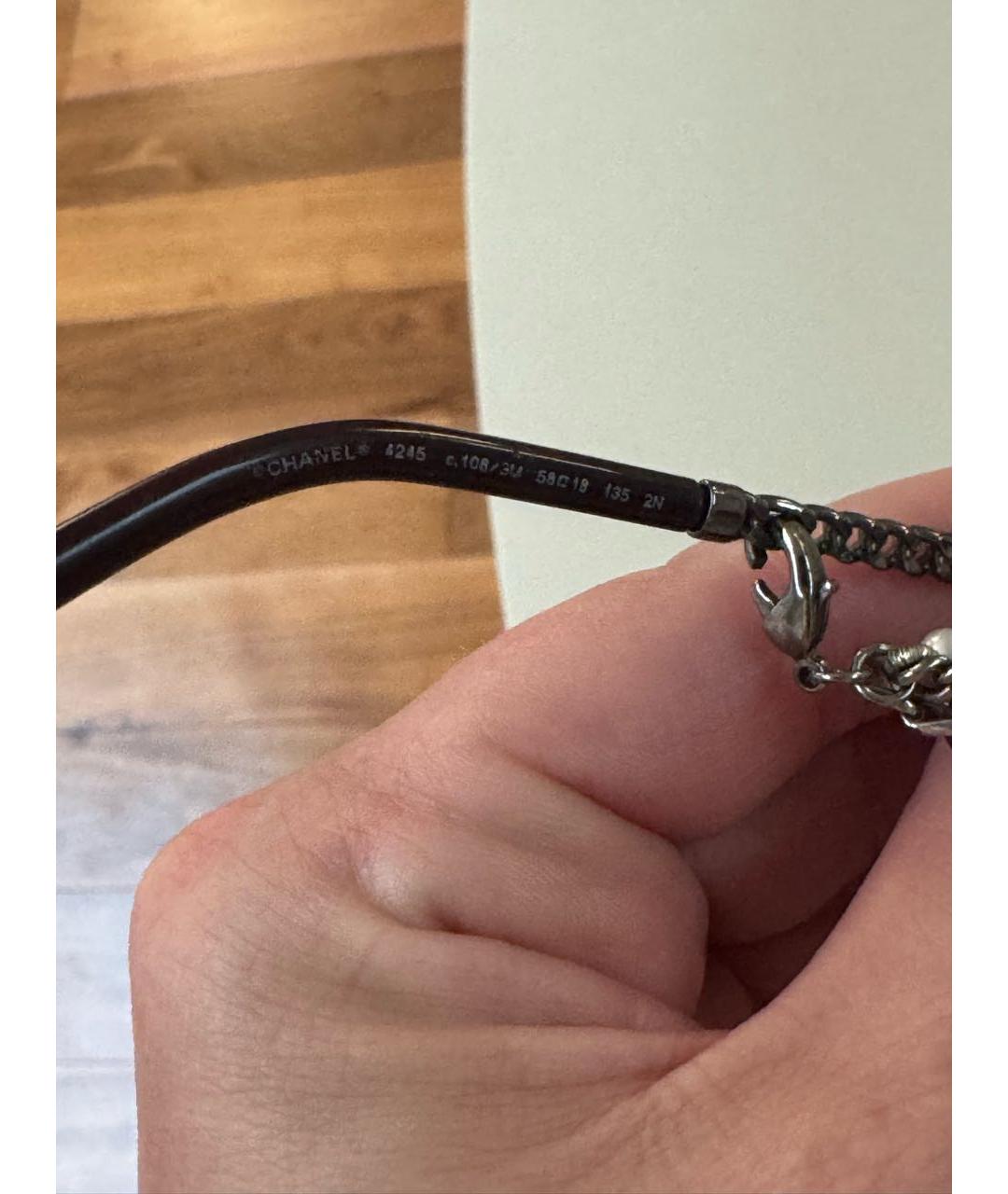 CHANEL Серебряные пластиковые солнцезащитные очки, фото 3