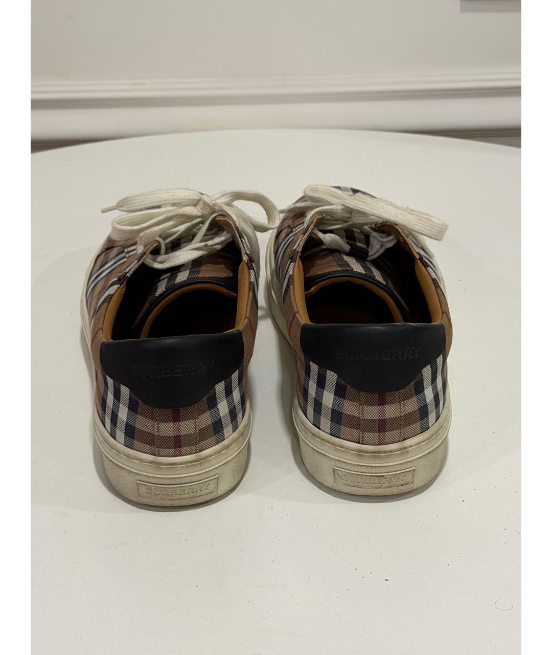 BURBERRY Низкие кроссовки / кеды, фото 4
