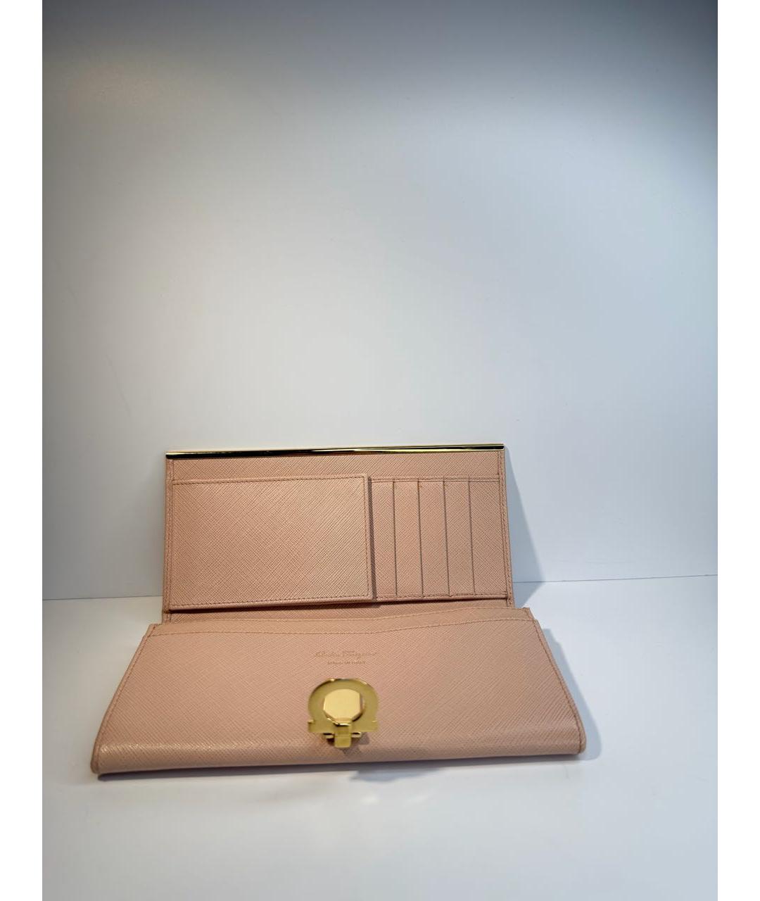 FERRAGAMO Розовый кожаный кошелек, фото 5