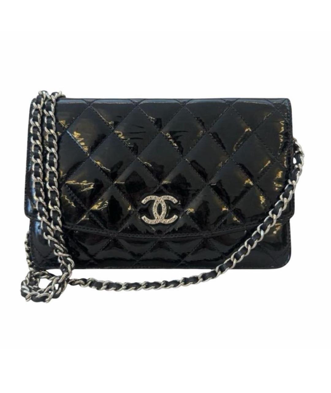 CHANEL Черная сумка через плечо из лакированной кожи, фото 1