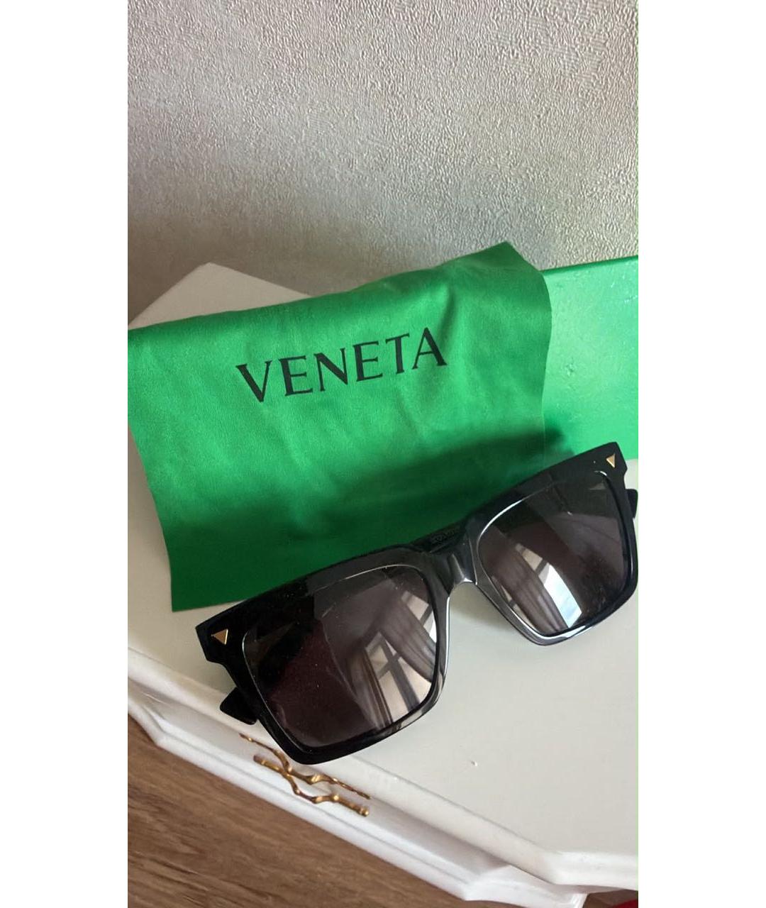 BOTTEGA VENETA Черные пластиковые солнцезащитные очки, фото 3