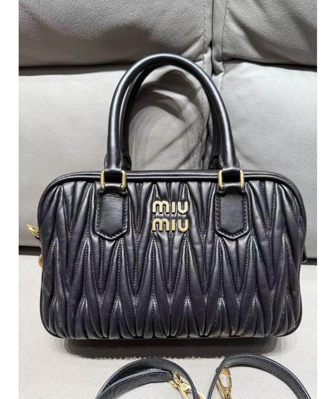 MIU MIU Черная кожаная сумка через плечо, фото 3