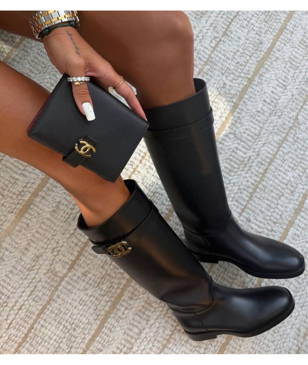 CHANEL Черные кожаные сапоги, фото 5