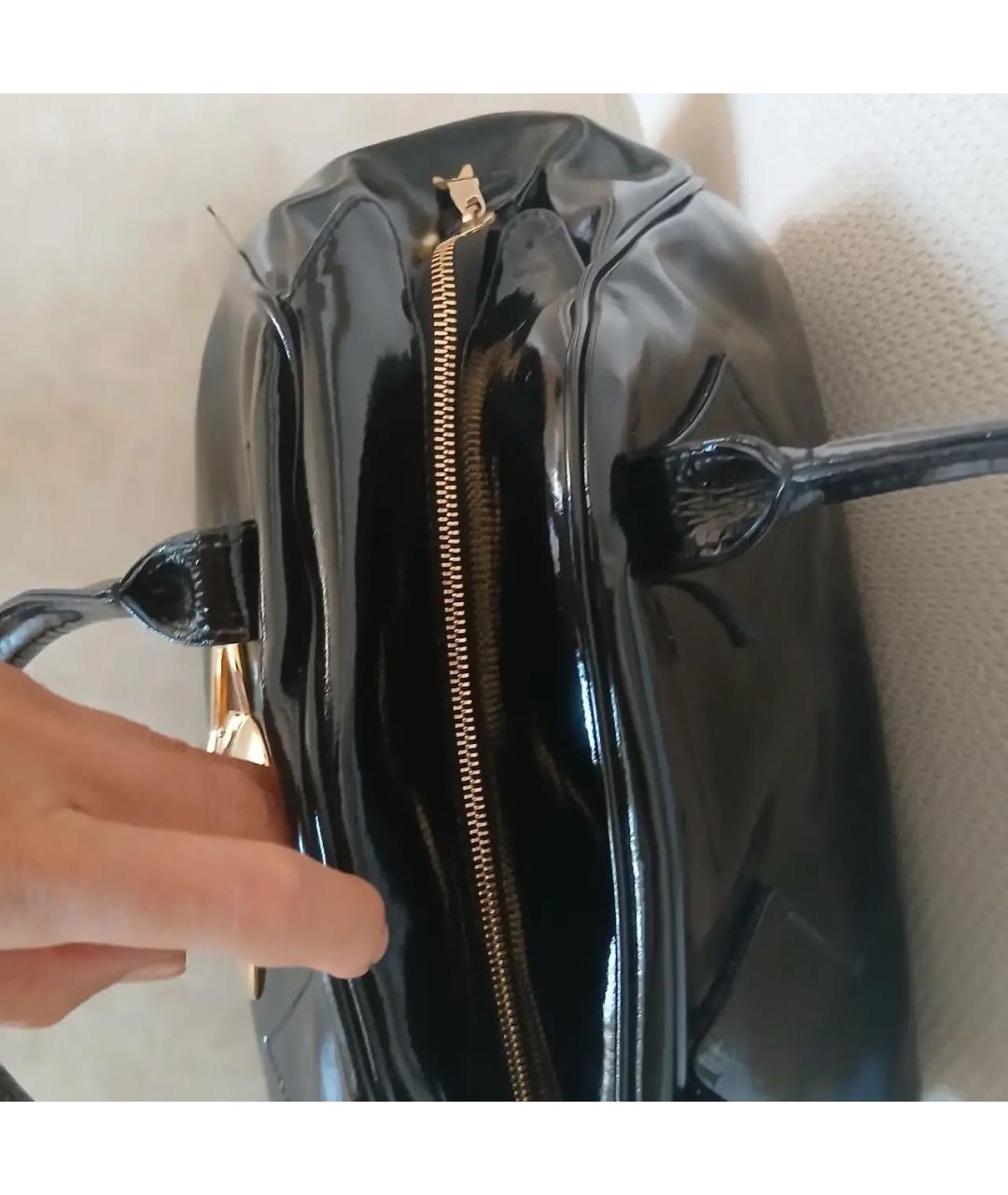 VIVIENNE WESTWOOD Черная сумка тоут из лакированной кожи, фото 2