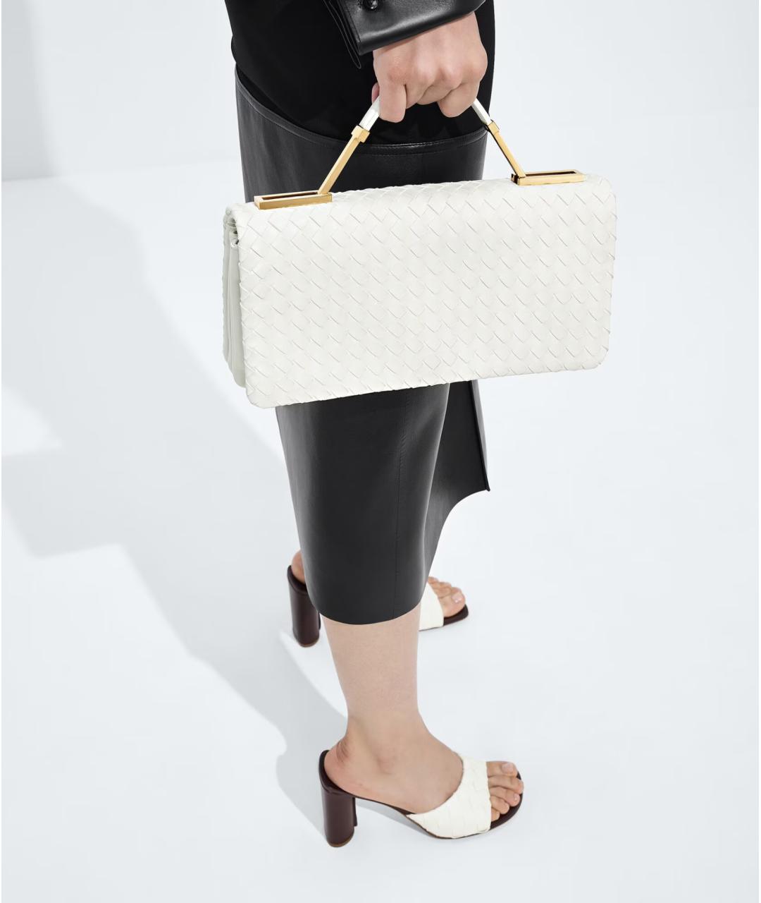 BOTTEGA VENETA Белая кожаная сумка с короткими ручками, фото 6