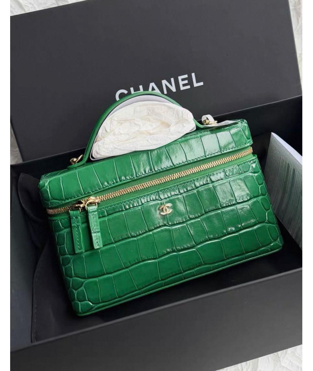 CHANEL Зеленая кожаная сумка с короткими ручками, фото 3