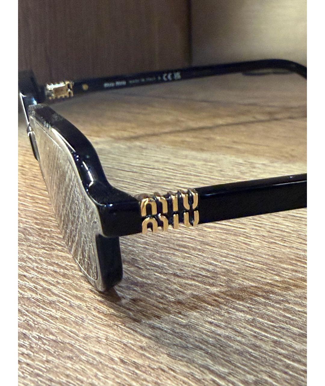 MIU MIU Черные пластиковые солнцезащитные очки, фото 3