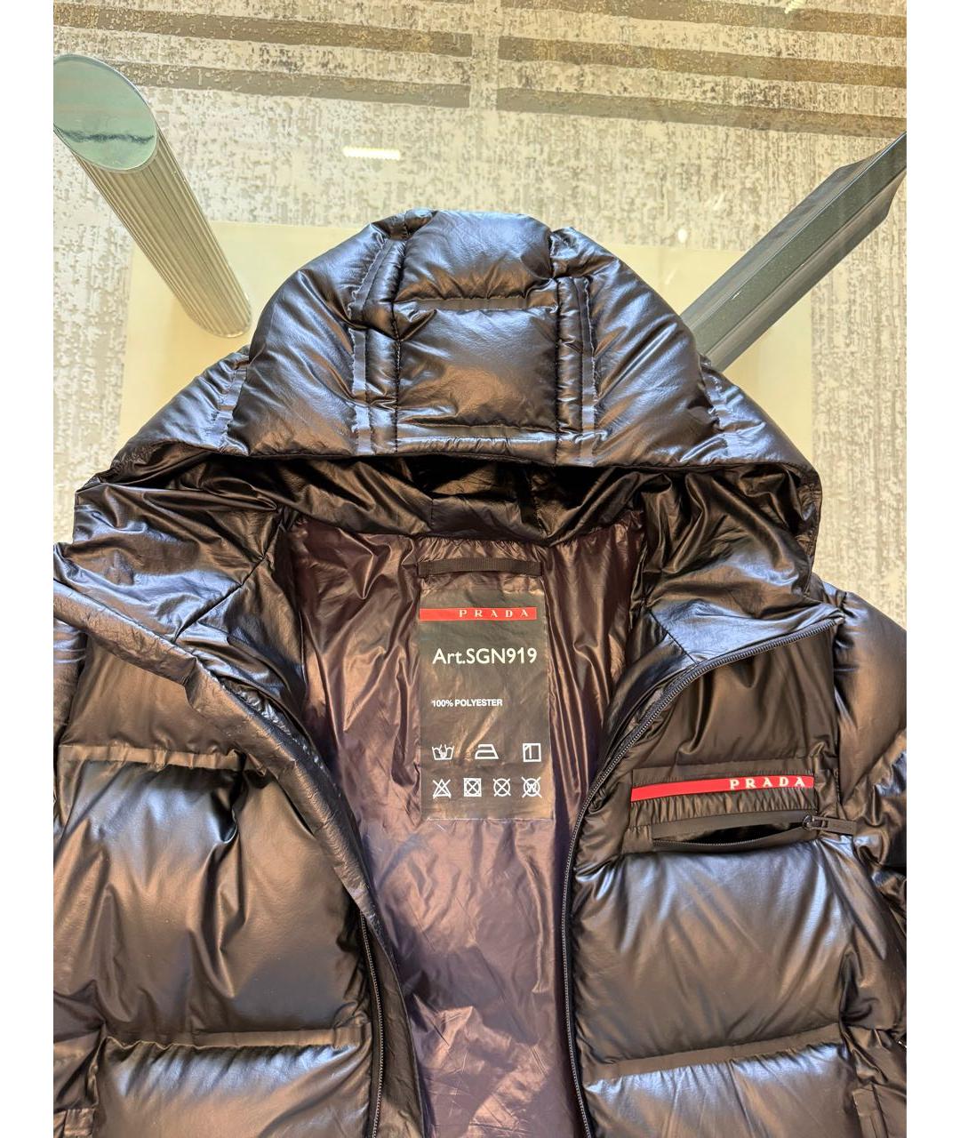 PRADA Черная полиэстеровая куртка, фото 3