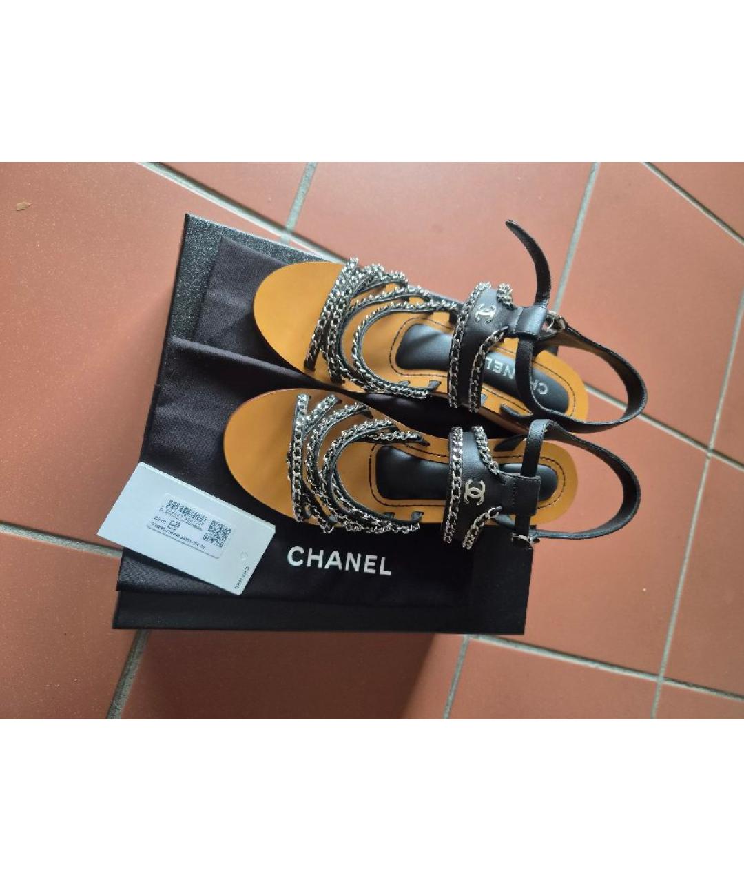 CHANEL Черные кожаные сандалии, фото 2