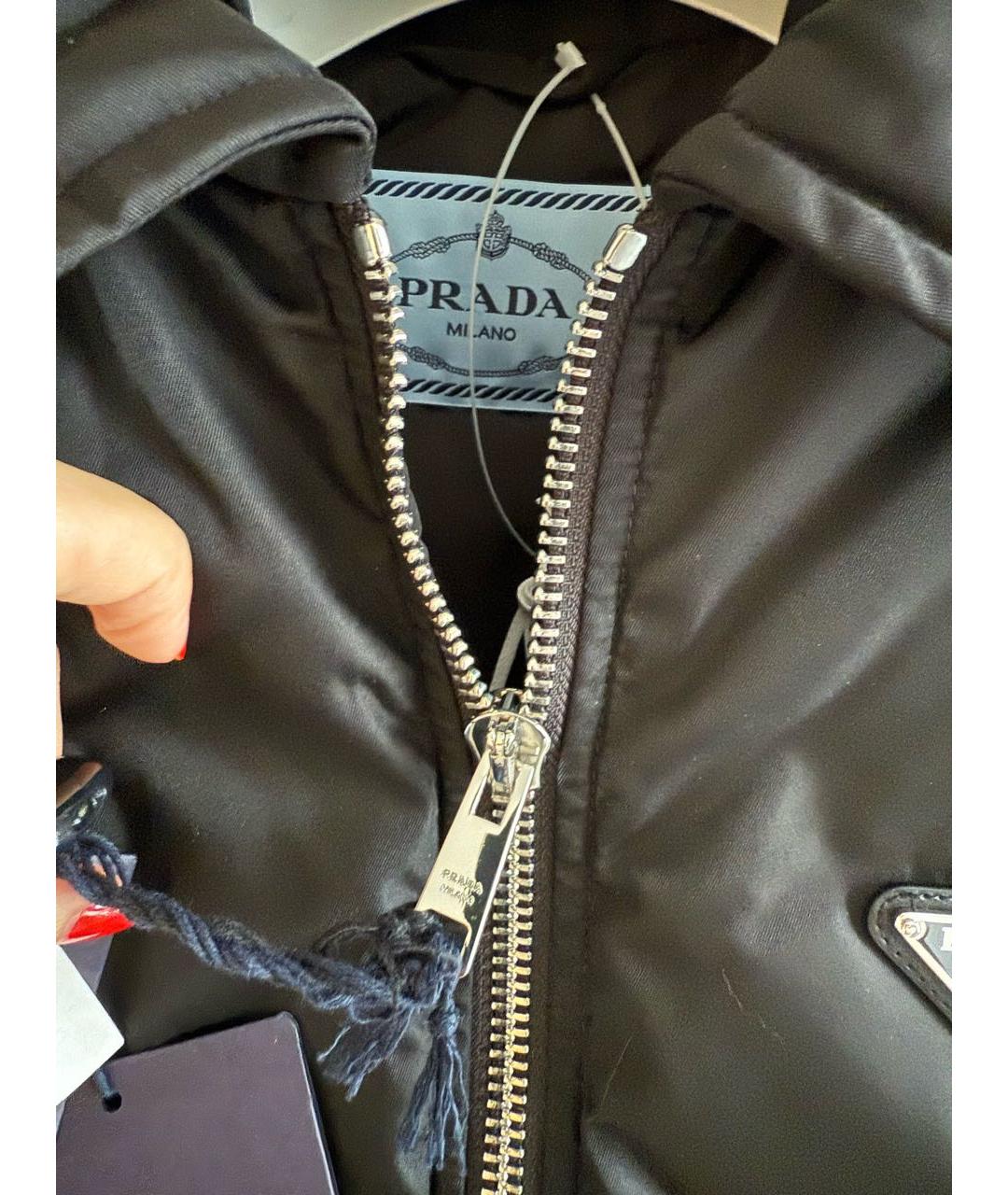 PRADA Черная нейлоновая куртка, фото 4