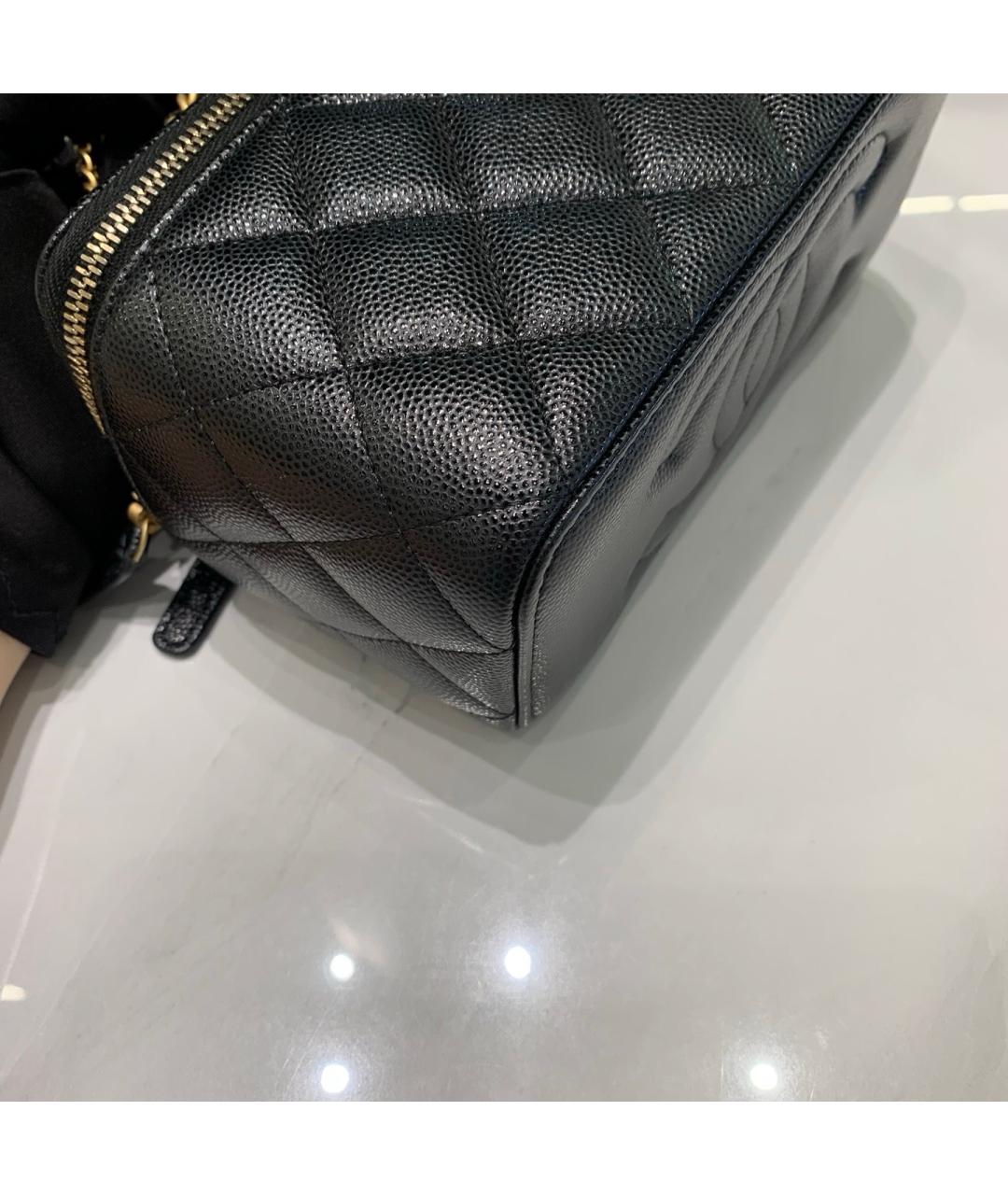 CHANEL Черная кожаная сумка через плечо, фото 4