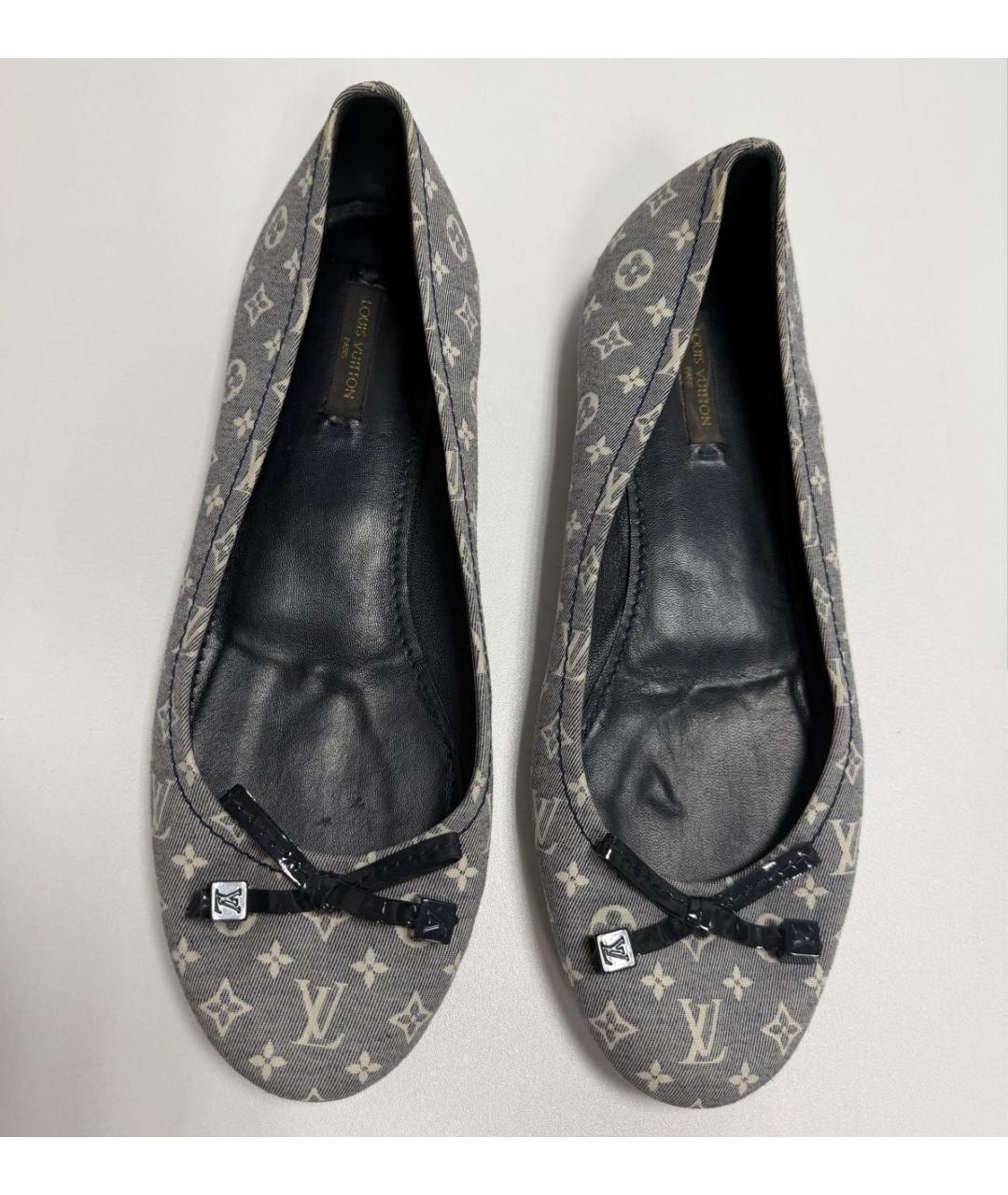 LOUIS VUITTON Серые текстильные балетки, фото 2