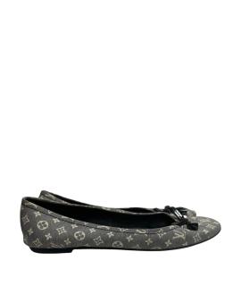 LOUIS VUITTON Балетки