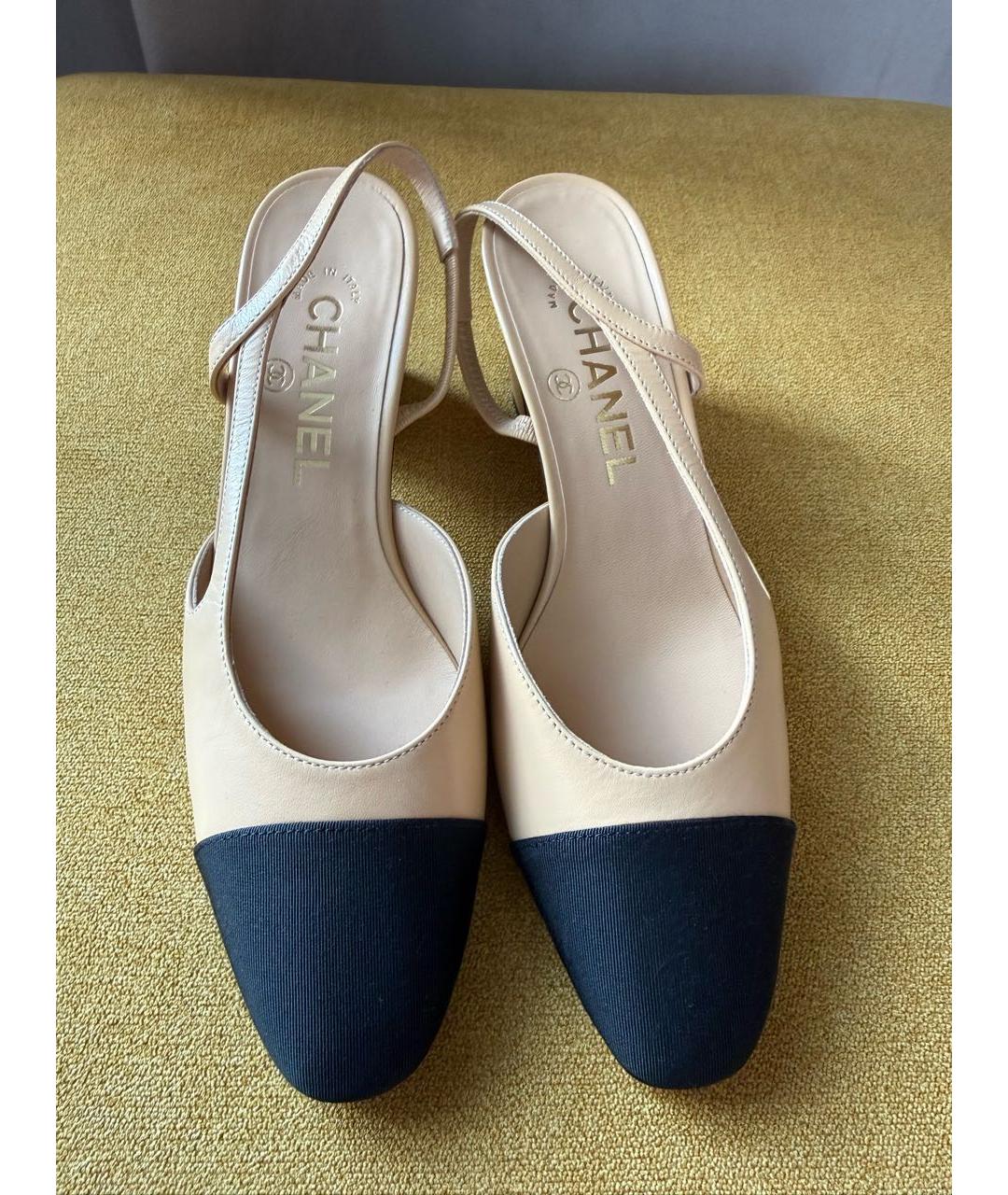 CHANEL Кожаные лодочки на низком каблуке, фото 2