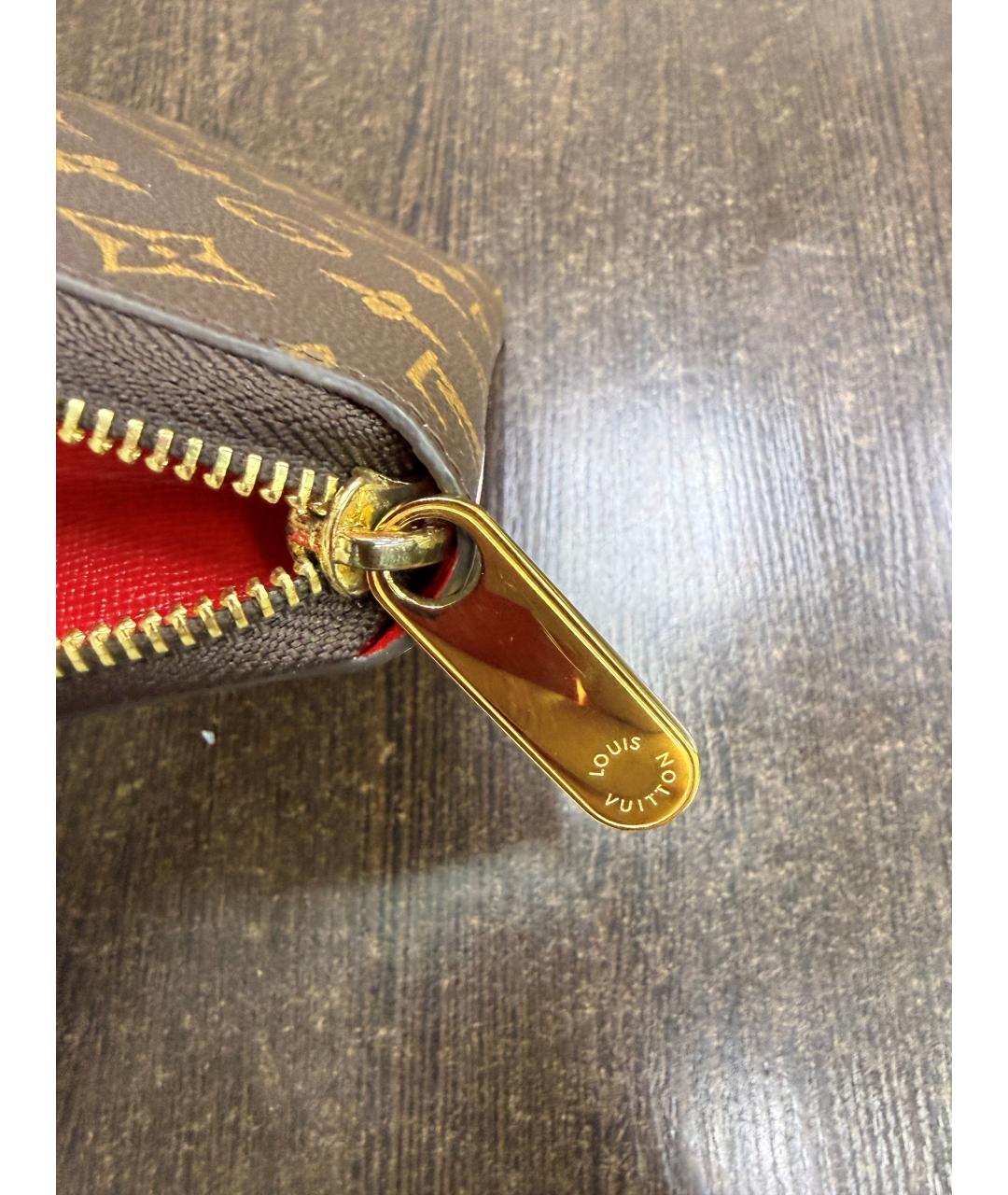 LOUIS VUITTON Коричневый кошелек, фото 5